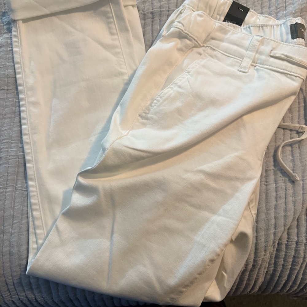 Torrd- NEW- White Drawstring-Capri Cargo- Size 00R